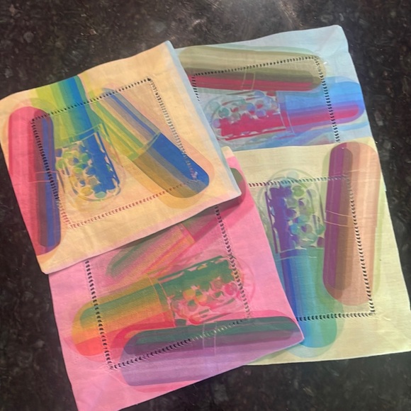 NICOLETTE MAYER PILLS POP ART COCKTAIL NAPKINS (4) - Picture 1 of 5